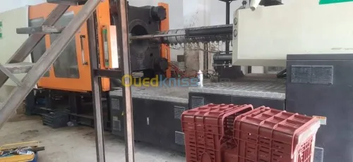 تحويل وصناعة الصناديق البلاستيكية 