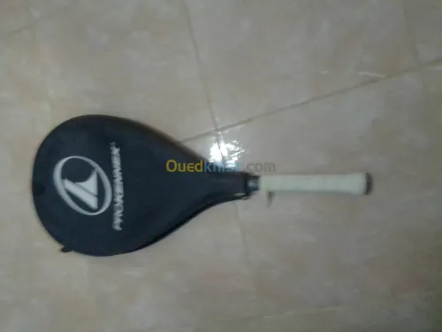 raquette pro KENNEX 