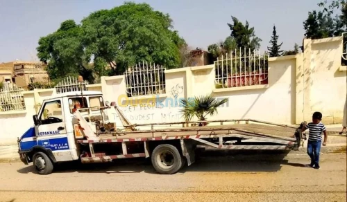 Iveco شاحنة مسطحة