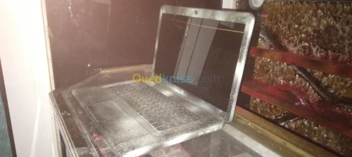 كمبيوتر محمول hp 2000