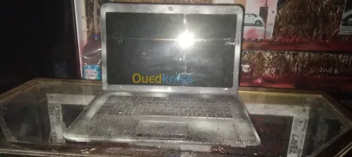 كمبيوتر محمول hp 2000
