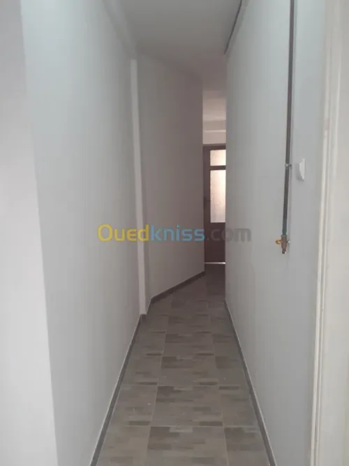 Location Appartement F2 Oran Hassi ben okba