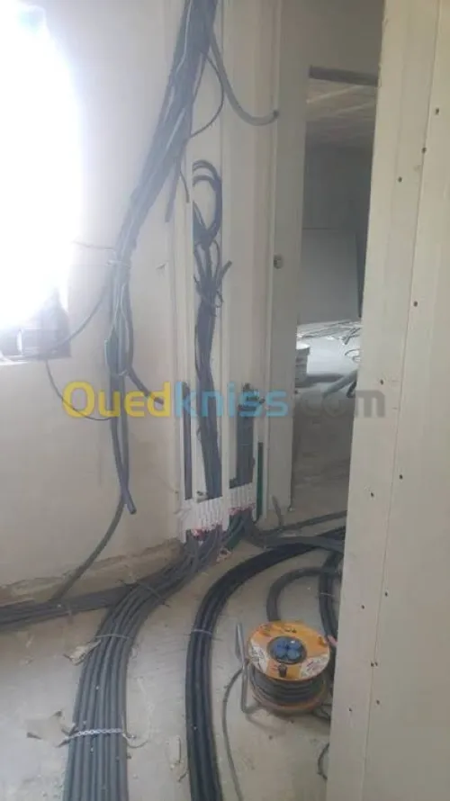 Électricien batimante