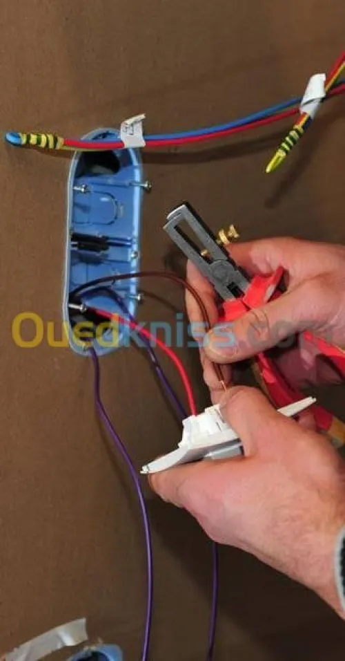 Électricien batimante