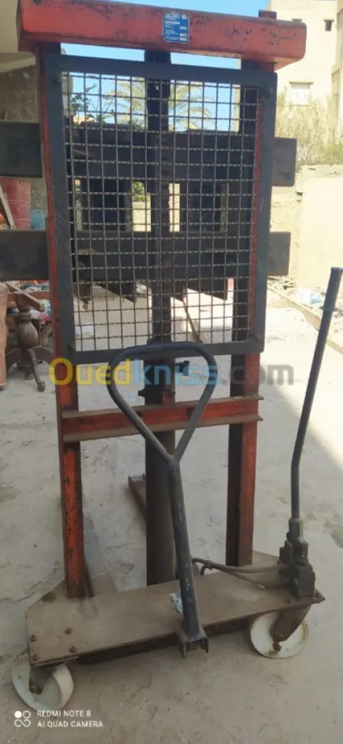 Chariot Elevateur - Transpalette