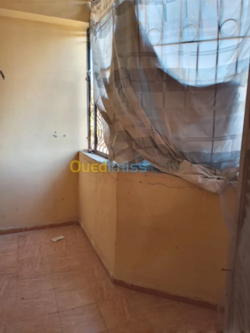 Vente Appartement F4 Skikda Ramdane djamel