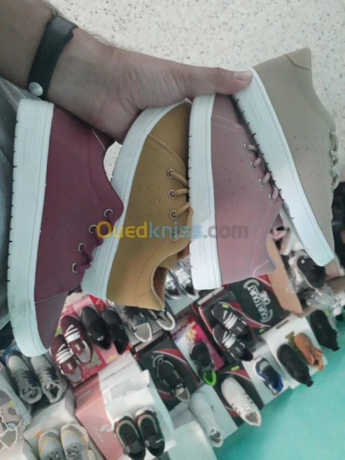 Basquettes femmes et enfants.