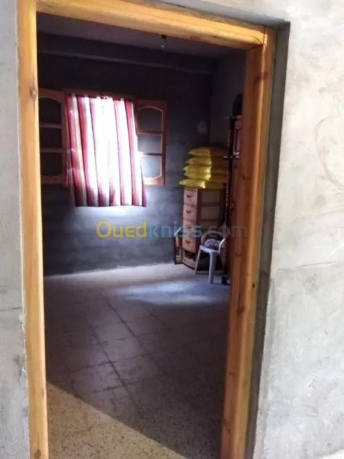 Vente Appartement F5 Tebessa Ouenza