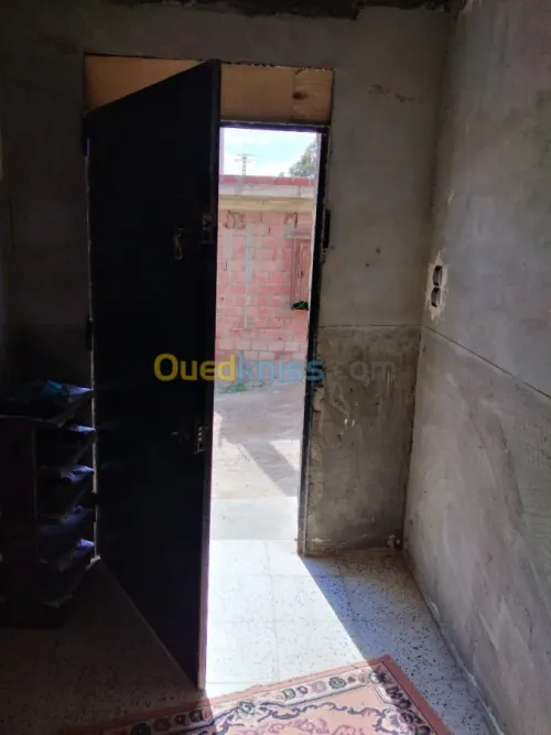 Vente Appartement F5 Tebessa Ouenza