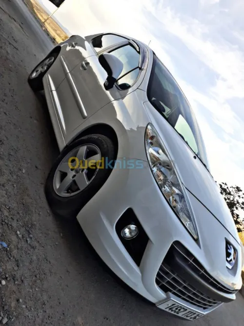 Peugeot 207 2013 