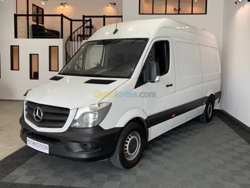 location fourgon avec chauffeur