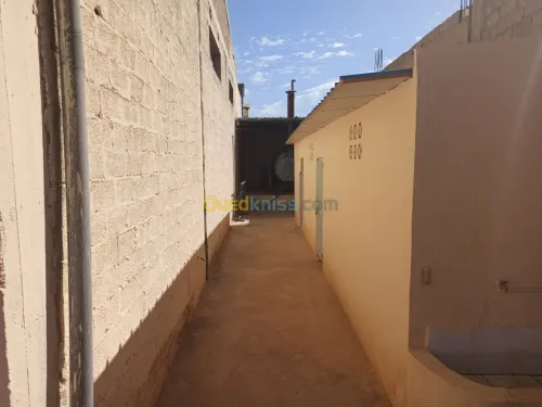 Location Usine Biskra Biskra