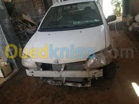 Toyota Echo 2001 
