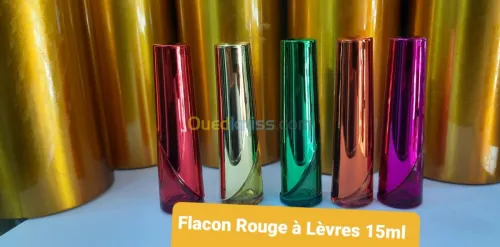 Extrait de parfum et flacons de parfum