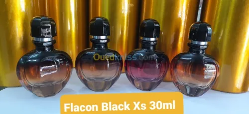 Extrait de parfum et flacons de parfum