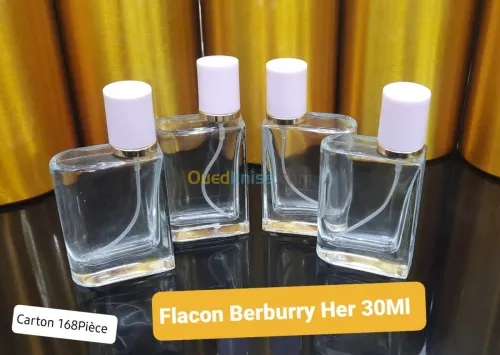 Extrait de parfum et flacons de parfum
