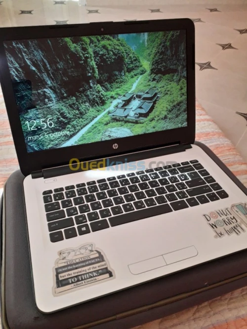 Laptop 