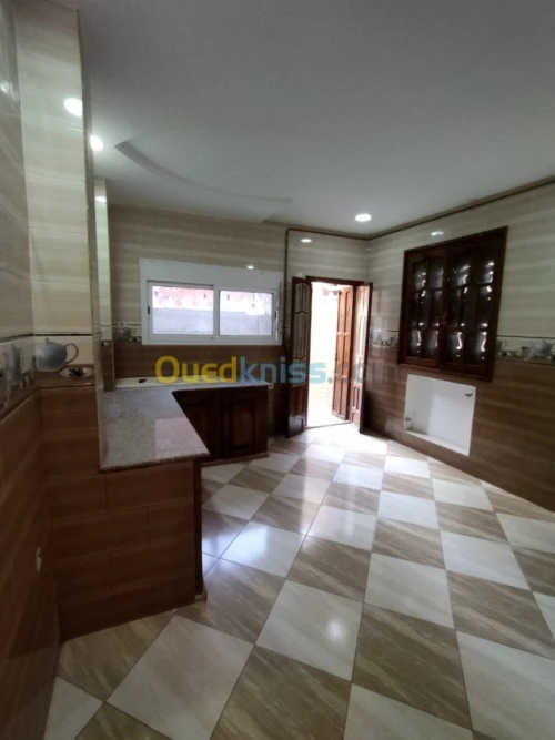 Location Appartement F5 Alger Douera