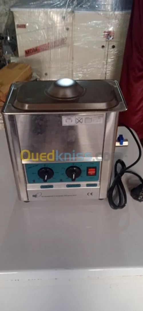 Machine de fabrication d'or et argent.