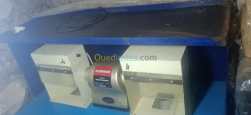 Machine de fabrication d'or et argent.