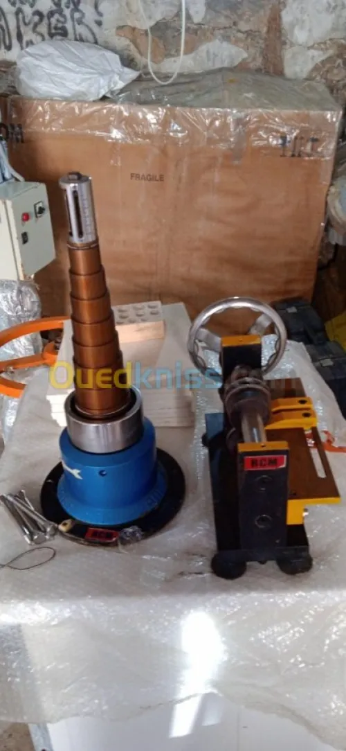 Machine de fabrication d'or et argent.