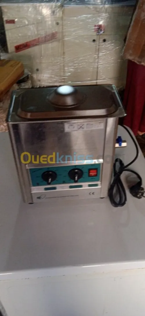 Machine de fabrication d'or et argent.