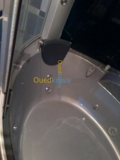 Jacuzzy