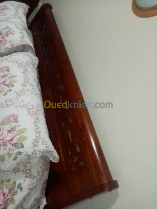 Chambre a coucher bois hêtre 