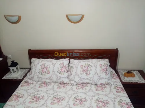 Chambre a coucher bois hêtre 