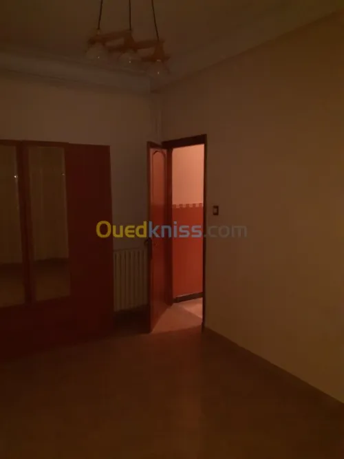 Location Duplex F4 Alger Hydra