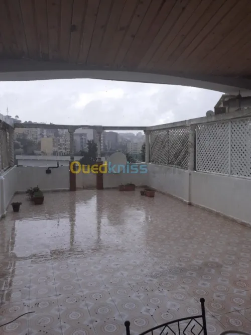 Location Duplex F4 Alger Hydra