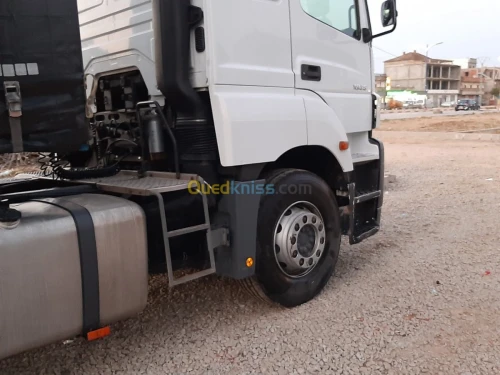 Mercedes Axor