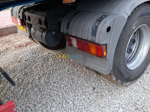 Mercedes Axor