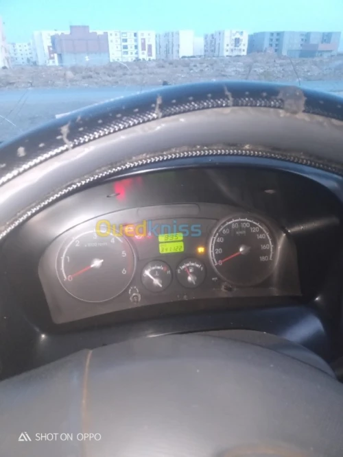 Kia Kia2700