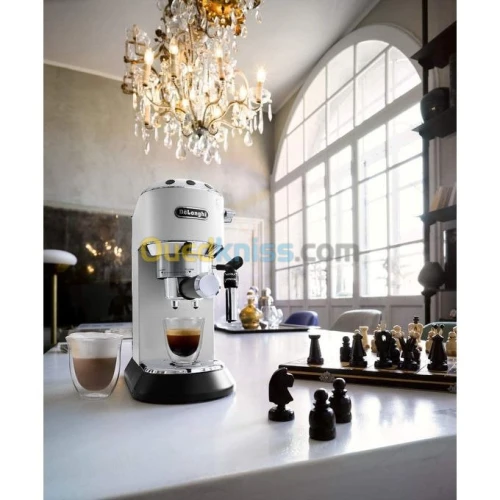 Machine a cafe Delonghi Dedica BLANC - 15 bars