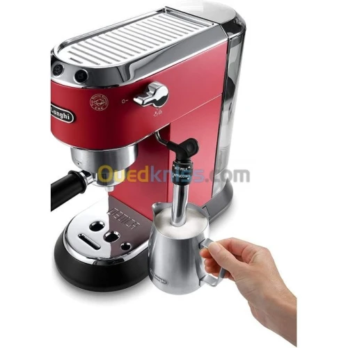 Machine a café delonghi cafetière 15 bars Dedica  ESPRESSO EC680R