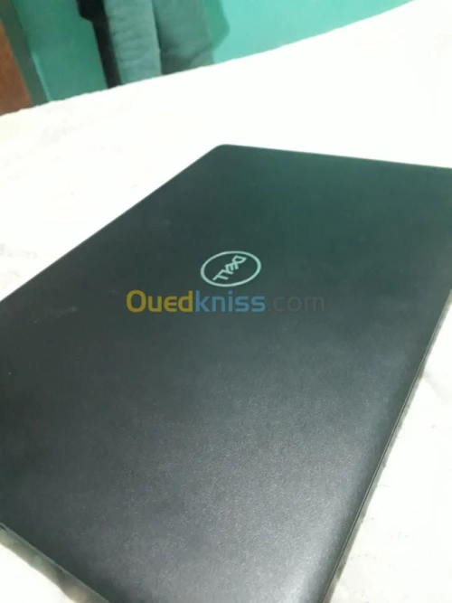 DELL 3590 i5 7th /8go ram /512 hdd