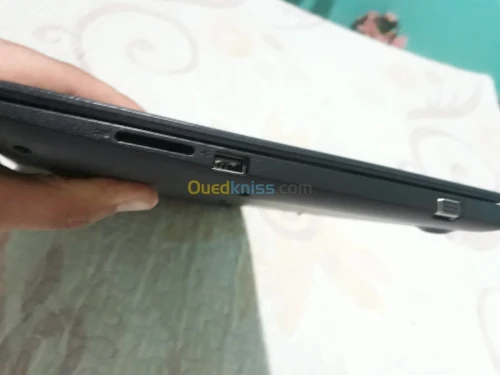 DELL 3590 i5 7th /8go ram /512 hdd