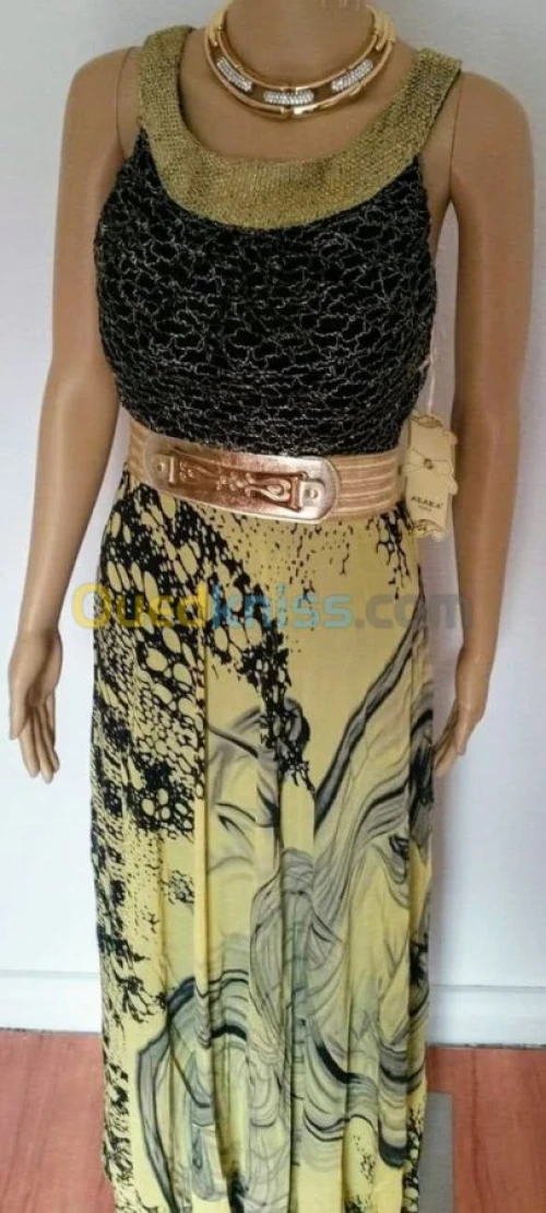 Robe longue en cuivre