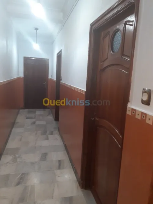 Location Duplex F4 Alger Hydra