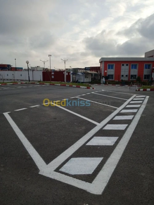 Signalisation routière horizontal et v