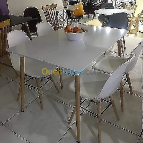 Promo pack table scandinave et chaise
