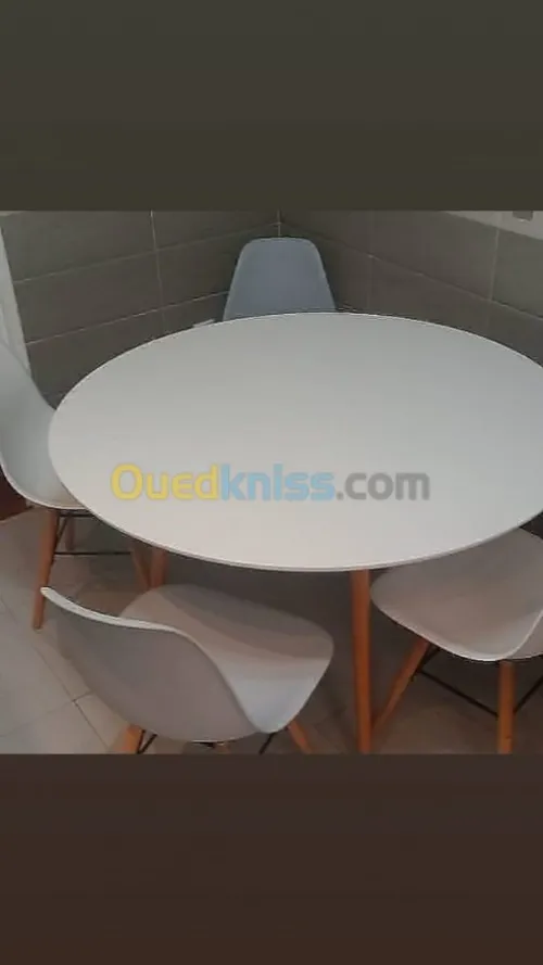 Promo pack table scandinave et chaise