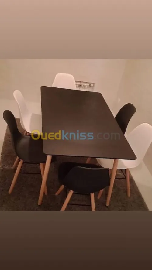 Promo pack table scandinave et chaise