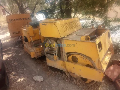clark dumper Vibreur Engin Chantier