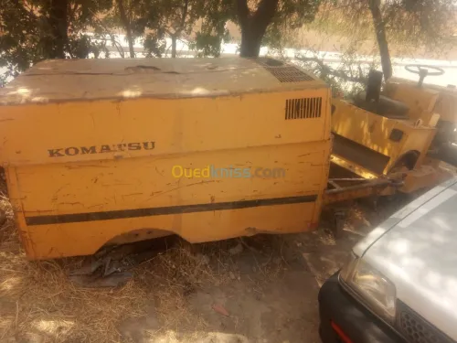 clark dumper Vibreur Engin Chantier