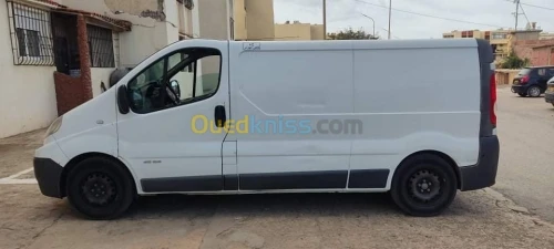 Renault trafic Chassie long