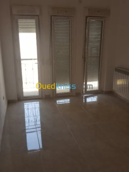 Location Appartement F4 Alger Reghaia