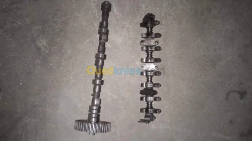 Pièce moteur R25 trafic 