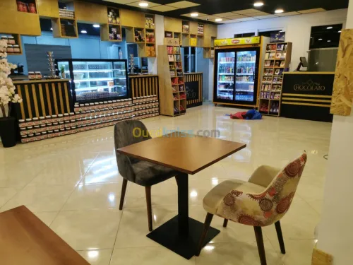 Fabrication des chaises et banquette 